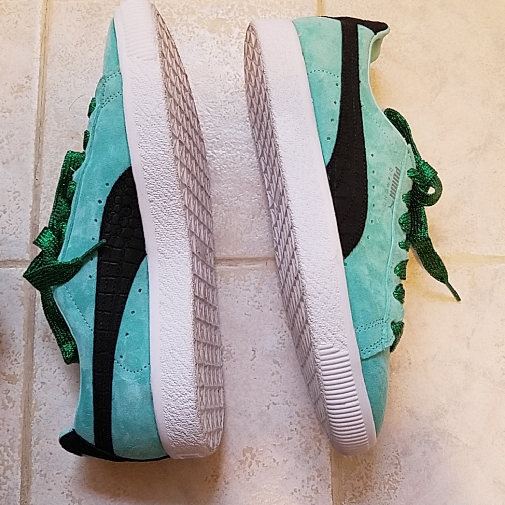 Puma Suede Sneakers